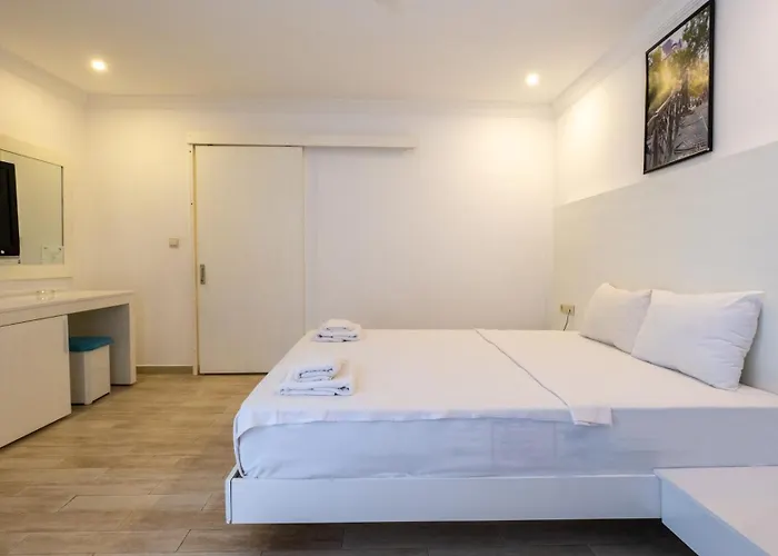 Hotel Flora