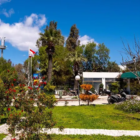 Flora Otel Gümbet