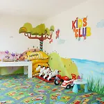 Hotel Flora 3*
