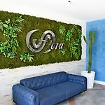 Hotel Flora 3*