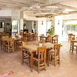 Flora Hotel 3*